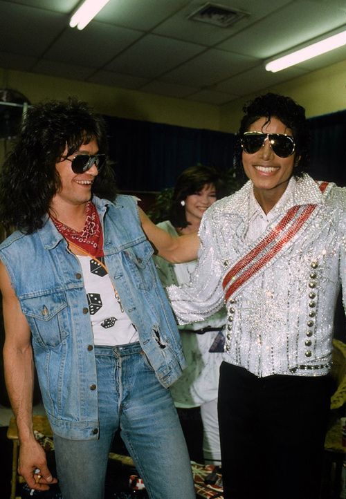 Van Halen - 7/13/1984 - Eddie Plays 'Beat It' with Michael Jackson