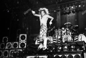 7/20/1981 David Lee Roth at Philly Spectrum (Photo: Scott Weiner / MediaPunch)